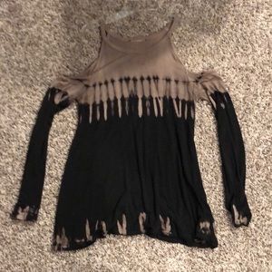 Long sleeved t shirt